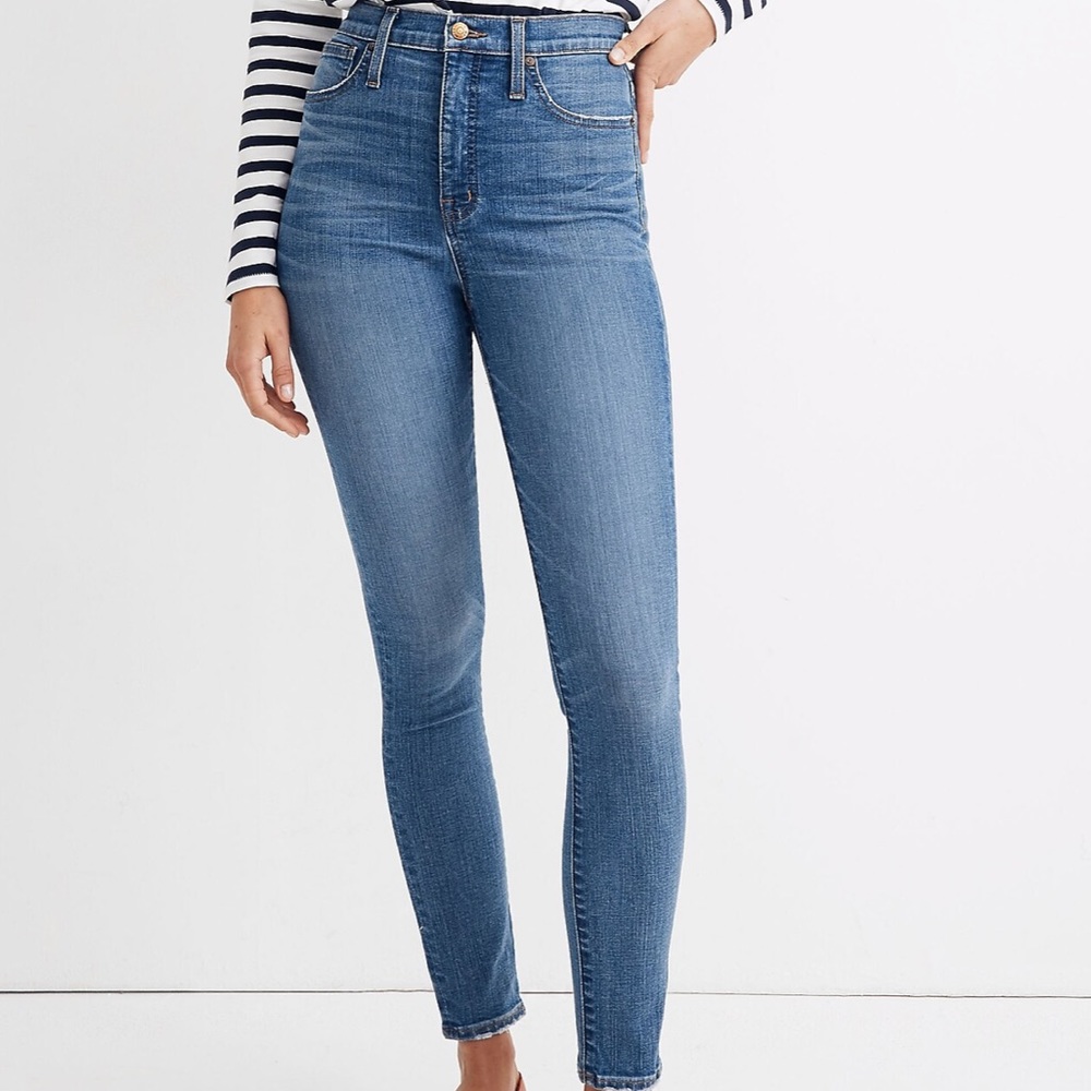Madewell 11" High-Rise Skinny Jeans in Maricopa Wash